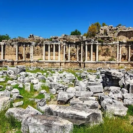 Ξενοδοχείο Derya *