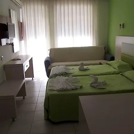 Hotel Derya *