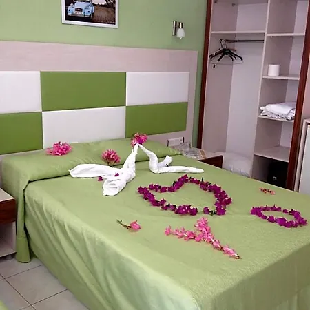 Derya Hotel